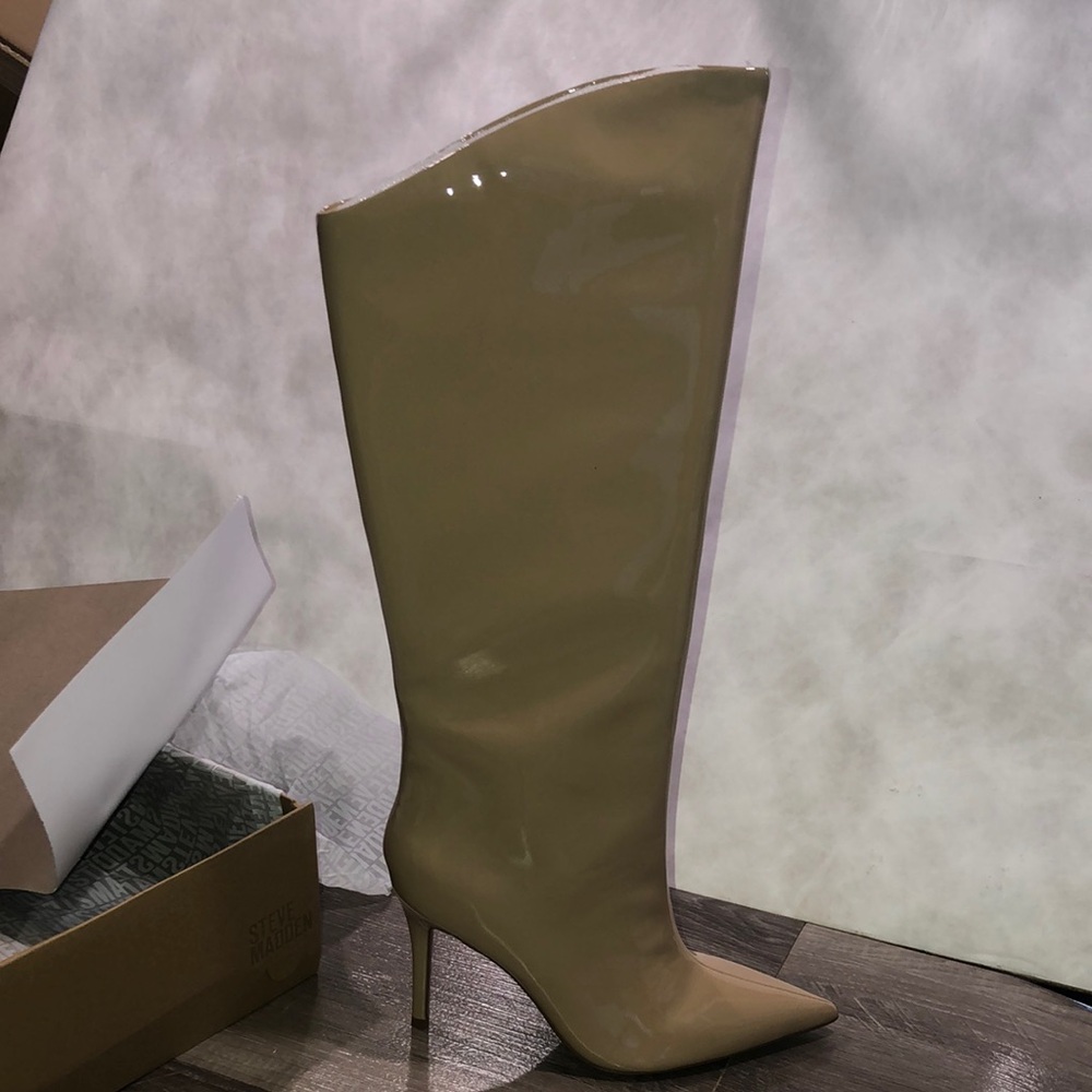 Steve Madden Natural Tan Patent High Heeled Pull on Boots New
